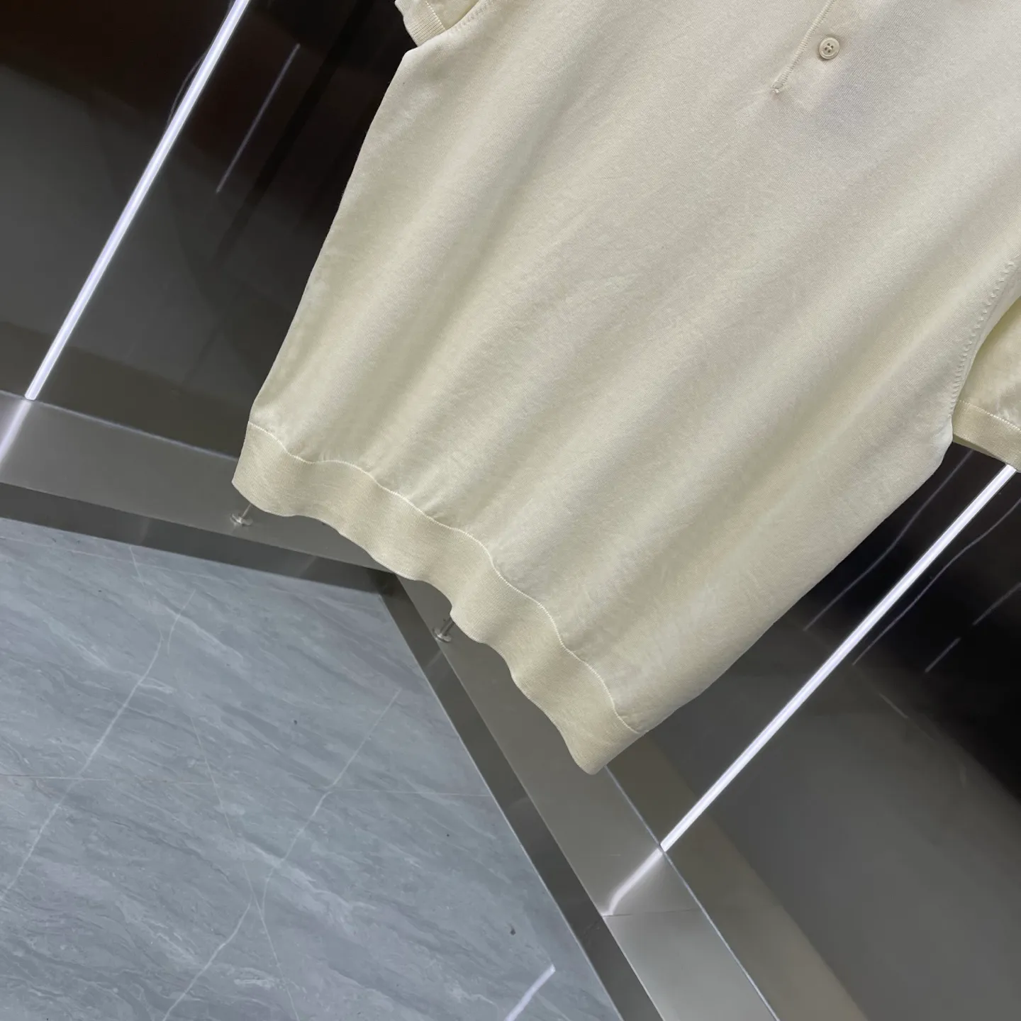 Loro Piana LP lapel polo sweater, high version, old money style short-sleeved T-shirt pullover POLO knitted sweater, customized linen-cotton blended wool, woven with imported loom (7 needles), customized wool, wool enzyme washing Color: Blue Royal Blue apricot Sizes: S-XL